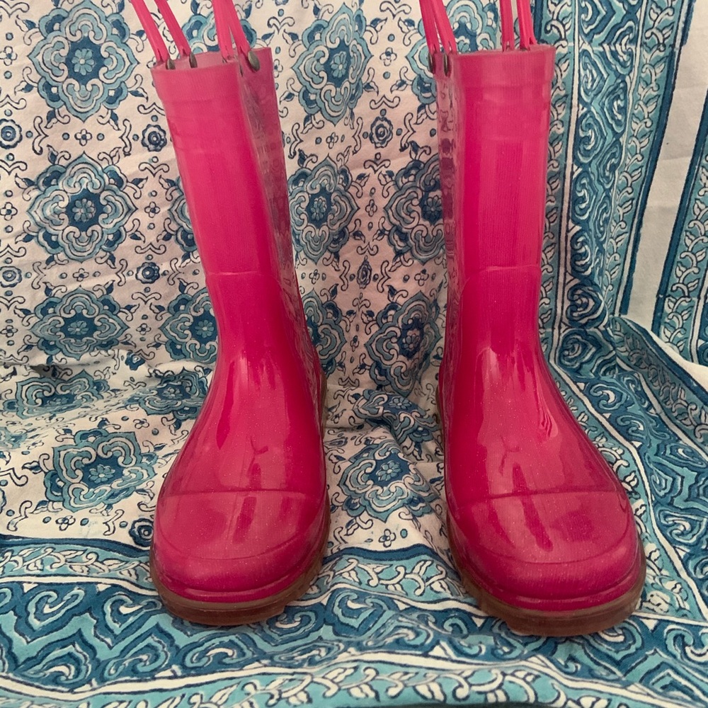 Girls light up rain boots
